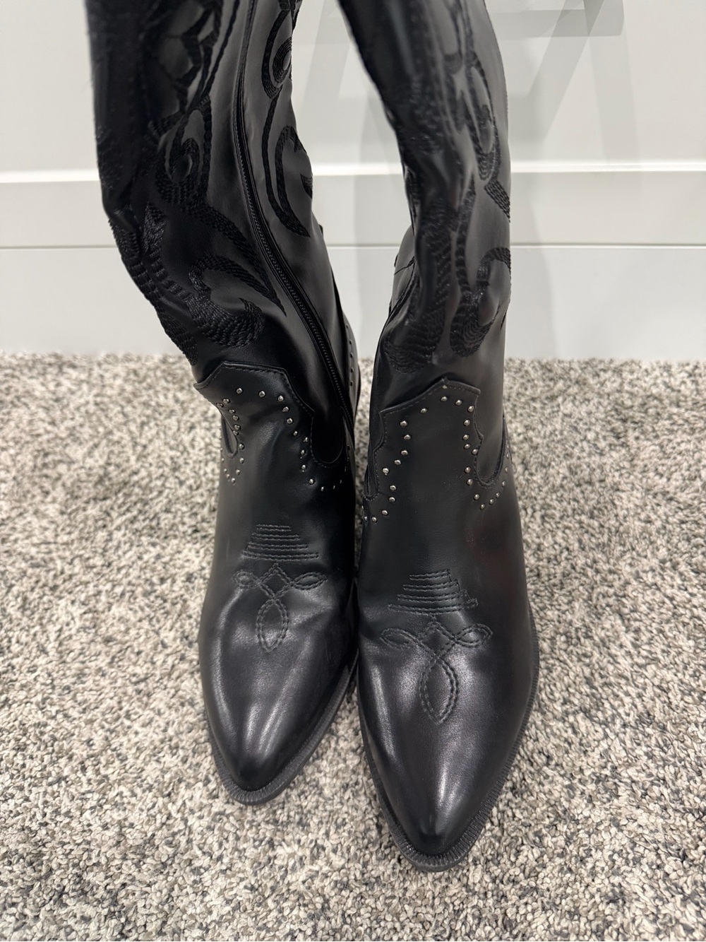 TOP Moda Black Pointed-Toe Studded Western Knee Boots - Picture 10 of 10